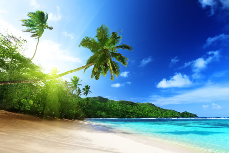 Райские Сейшелы: острова Маэ, Праслин и Ла-Диг за 153 000 RUB из Москвы в июле