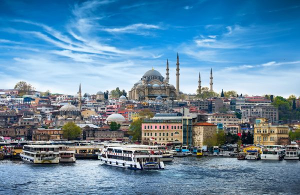 В Турцию на майские: волшебная Каппадокия с полётом на воздушном шаре и величественный Стамбул с экскурсией за 135 000 RUB