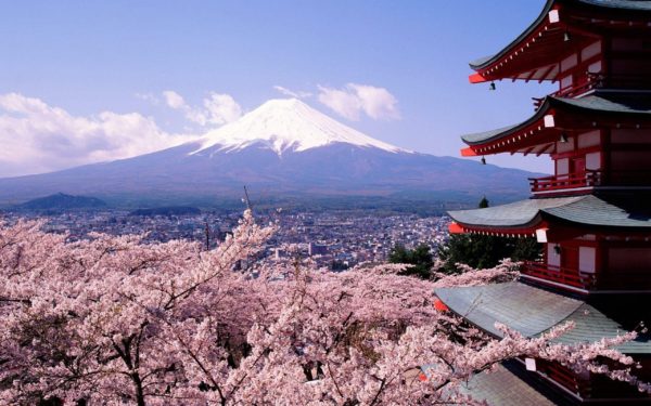 Весеннее экскурсионное путешествие по Японии: Токио, Киото, Осака и термальные источники Хаконе за 205 000 RUB в марте