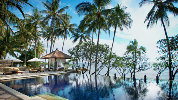 Пляжный отдых на Бали + мегаполисы Куала-Лумпур, Сингапур и Гонконг за 92800 RUB в апреле. Без виз!