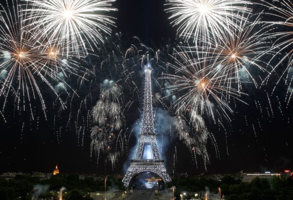 Новый год в Париже и неделя на Сейшелах за 129 000 RUB в классных отелях 4-5* и вылетом 31 декабря