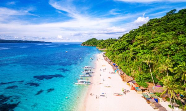 Отдых на райском острове Боракай (Филиппины) + азиатские мегаполисы Гонконг и Сингапур за 82500 RUB в феврале