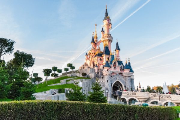 Париж и парк развлечений Диснейленд на осенние каникулы в октябре за 132 000 RUB с включенным трансфером