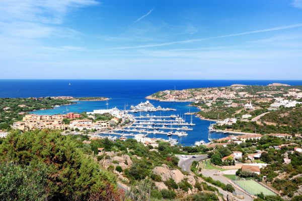 Один из самых ярких и самобытных регионов Италии — остров Сардиния + Рим за 49 000 RUB в сентябре