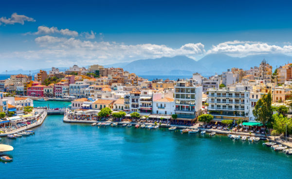 Айленд Хоппинг по-гречески: Афины, острова Санторини и Крит за 65 000 RUB в августе