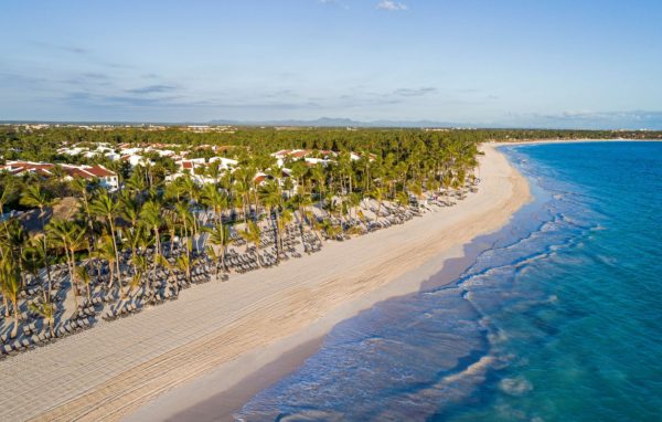 Тропический рай Доминиканы: пляжный отдых в Пунта-Кане с питанием All Inclusive + наблюдение за китами за 205 000 RUB с прямым перелетом из Москвы в конце января