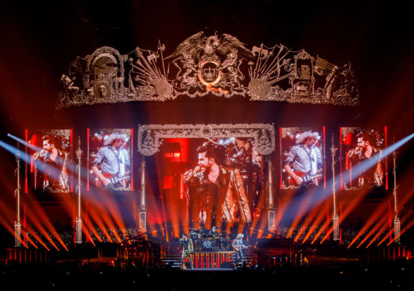Концерт группы Queen в Париже в мае за 48 000 RUB с билетами и экскурсией по городу