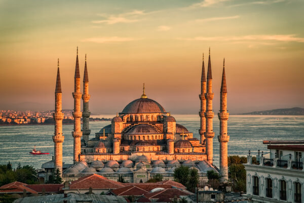 Город-музей Стамбул с обзорной экскурсией и круизом по Босфору за 39 000 RUB в ноябре