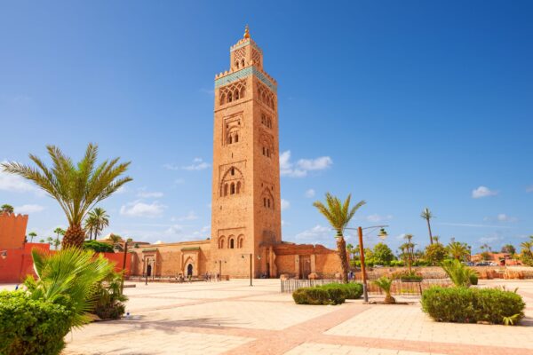 Марокко в июне: Марракеш, Касабланка, Шефшауэн, Фес и горы Атлас + пляжный отдых в Агадире на океаническом побережье за 165 000 RUB с прямым перелетом Аэрофлотом